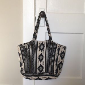 Amuse Society Weekender